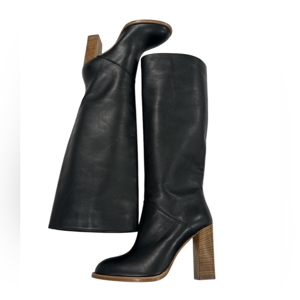 Banana Republic Vero Cuoio Tall Italian Leather Stacked Heel in Black